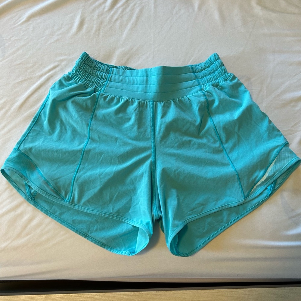 Lululemon High Rise Hotty Hot Shorts size 4 electric turquoise